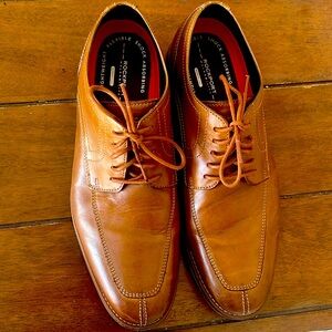 ROCKPORT- MENS SHOES LACE UP SIZE 9 - light brown-lightweight